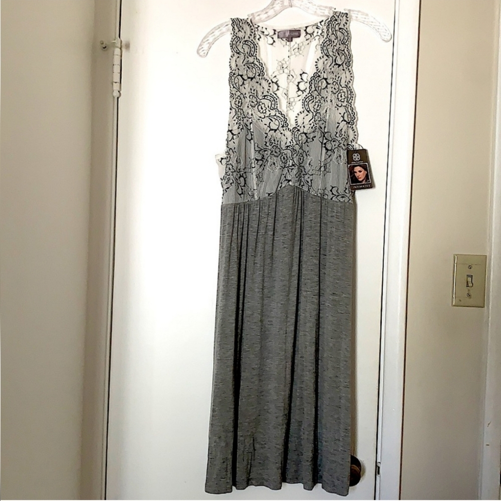 Daisy Fuentes Lace Dress